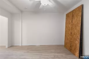322 New St, Newark, NJ 07103 - Photo 10