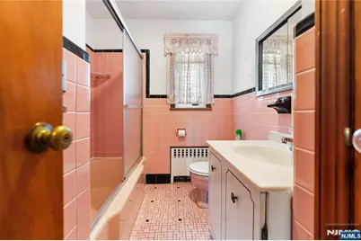 722 Oak Street, Ridgefield, NJ 07657 - Photo 10