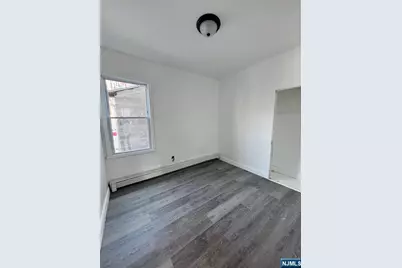 9 Sparrow Street, Paterson, NJ 07524 - Photo 8