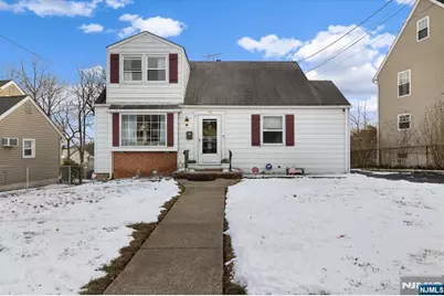 97 Long Hill Drive, Clifton, NJ 07013 - Photo 4