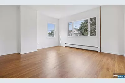 200 Montgomery Street, Bloomfield, NJ 07003 - Photo 30
