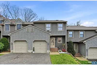 12 Mountain Ridge Road, Bloomingdale, NJ 07403 - Photo 2