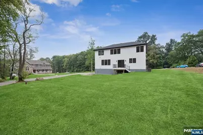 11 Eagles Nest Terrace, West Milford, NJ 07480 - Photo 44