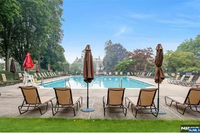 84 Walsh Drive, Mahwah, NJ 07430 - Photo 44