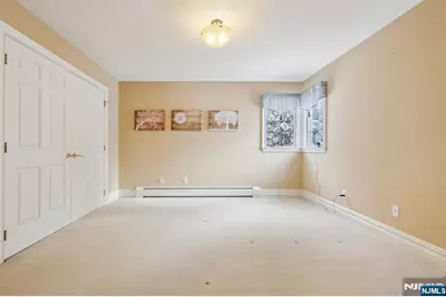 84 Walsh Drive, Mahwah, NJ 07430 - Photo 26