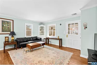 23 Lindy Place, Old Tappan, NJ 07675 - Photo 4