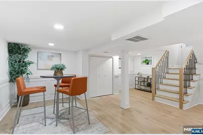 180 Crescent Avenue, Leonia, NJ 07605 - Photo 36