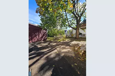 381 Mola Boulevard, Elmwood Park, NJ 07407 - Photo 8