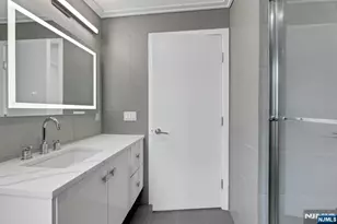 716 Undercliff Ave 716, Edgewater, NJ 07020 - Photo 38