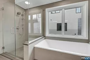 716 Undercliff Ave 716, Edgewater, NJ 07020 - Photo 24