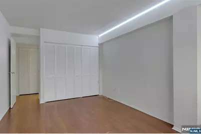333 Grand Avenue 4E #4E, Palisades Park, NJ 07650 - Photo 2