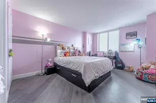 806 Harmon Cove Tower 806, Secaucus, NJ 07094 - Photo 32