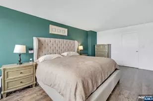 555 North Ave 23S, Fort Lee, NJ 07024 - Photo 14