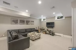 11 Aldbury Dr, Upper Saddle River, NJ 07458 - Photo 38