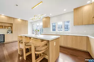 9 Vela Way, Edgewater, NJ 07020 - Photo 10