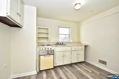 181 Pleasant Valley Way, West Orange Township, NJ 07052 - Photo 26