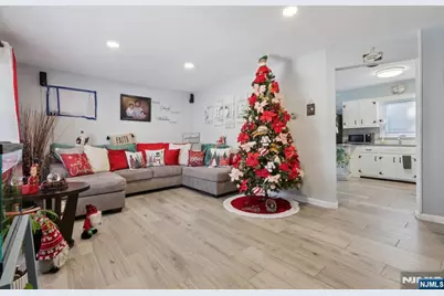43 Poplar Avenue, Little Ferry, NJ 07643 - Photo 6