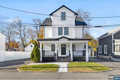 16 Cedar Place, Hawthorne, NJ 07506 - Photo 1