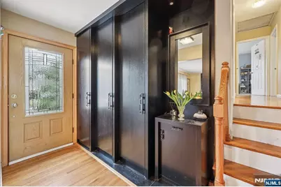 15-14 Radburn Road, Fair Lawn, NJ 07410 - Photo 4