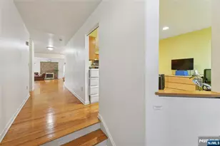 33 Pamrapo Ct C33W, Glen Rock, NJ 07452 - Photo 4