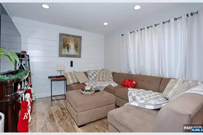 358 Windsor Road, Wood Ridge, NJ 07075 - Photo 4