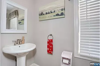 358 Windsor Road, Wood Ridge, NJ 07075 - Photo 16