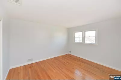 113 Woods Avenue, Bergenfield, NJ 07621 - Photo 16