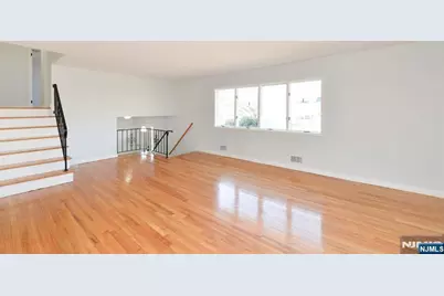 113 Woods Avenue, Bergenfield, NJ 07621 - Photo 12