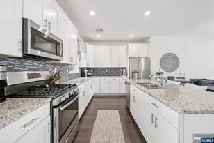 1310 Parkview Ln, Rockaway Township, NJ 07866 - Photo 14