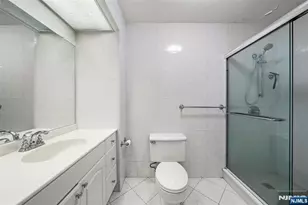 300 Winston Dr 609, Cliffside Park, NJ 07010 - Photo 14