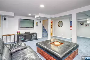 176 Trotta Dr, New Milford, NJ 07646 - Photo 28