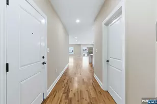 109 7th St, Newark, NJ 07107 - Photo 28