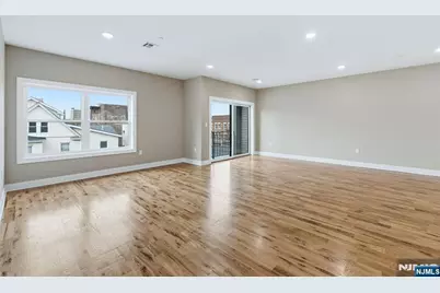 109 7th Street, Newark, NJ 07107 - Photo 36