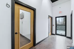 109 7th St, Newark, NJ 07107 - Photo 8