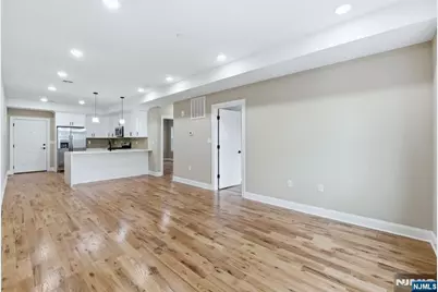 109 7th Street, Newark, NJ 07107 - Photo 14