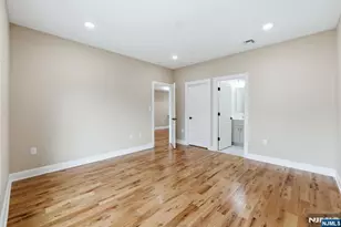 109 7th St, Newark, NJ 07107 - Photo 24