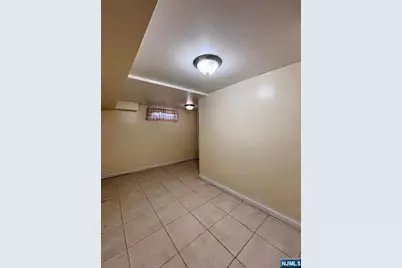 52 Hobart Place, Totowa, NJ 07512 - Photo 18