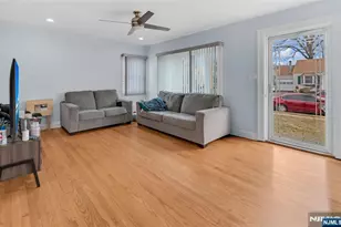 147 Knollwood Terrace, Clifton, NJ 07012 - Photo 6