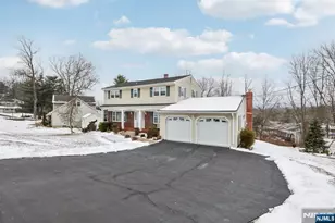 29 Joyce Dr, Roxbury Township, NJ 07876 - Photo 2