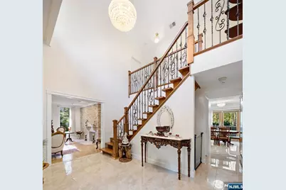 1090 High Mountain Road, Franklin Lakes, NJ 07417 - Photo 2