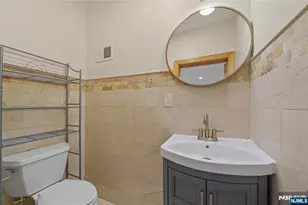 81 Fairmount Ave, Hackensack, NJ 07601 - Photo 12