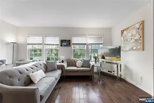 12 Marshall Ln, Wood Ridge, NJ 07075 - Photo 16