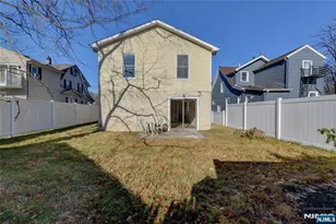 90 Dewey, Bloomfield, NJ 07003 - Photo 28