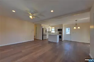 90 Dewey, Bloomfield, NJ 07003 - Photo 8