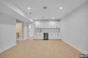7 Canterbury Ln, Millburn, NJ 07078 - Photo 40
