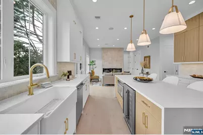 7 Canterbury Lane, Millburn, NJ 07078 - Photo 12