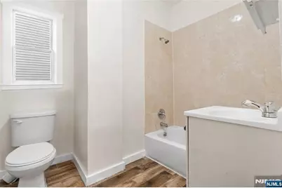366 Badger Avenue, Newark, NJ 07112 - Photo 36