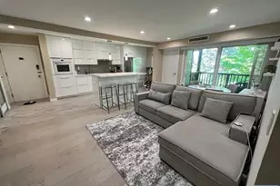 550 North Ave E, Fort Lee, NJ 07024 - Photo 4