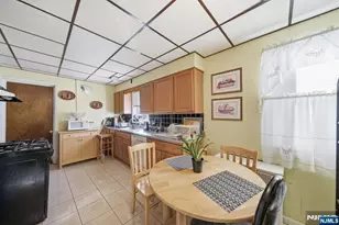 228 Duane St, Orange, NJ 07050 - Photo 16