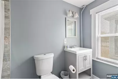 354 Hayward Street, Orange, NJ 07050 - Photo 16